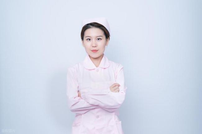 211大學招聘沒編制,兩個女生找不到工作,護理學本科不好就業?