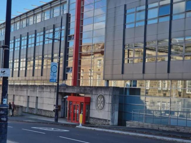 英國大學的盡頭是合并！