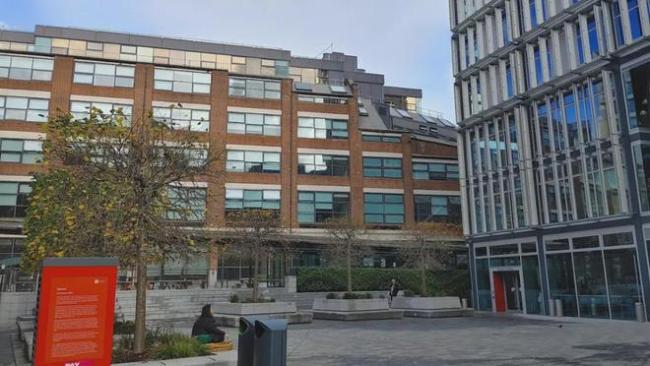 QS前50學(xué)校里面最好申的兩所英國(guó)大學(xué)!