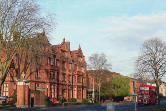 最不建議去的三所英國大學！